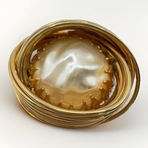Vintage Kramer New York Brooch Faux Pearl Nested In Gold Tone Pin‎ Classic 1.5"